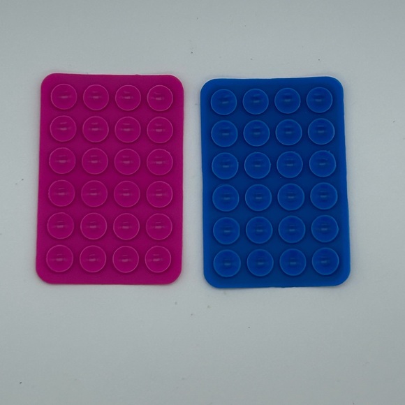 Pink and Blue Suction Grip Mount Set - Picture 1 of 2